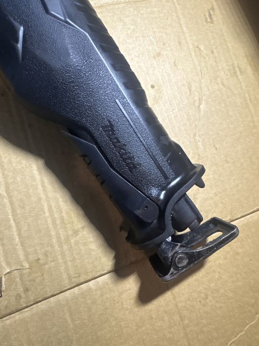 Fierastrau sabie Makita djr 187