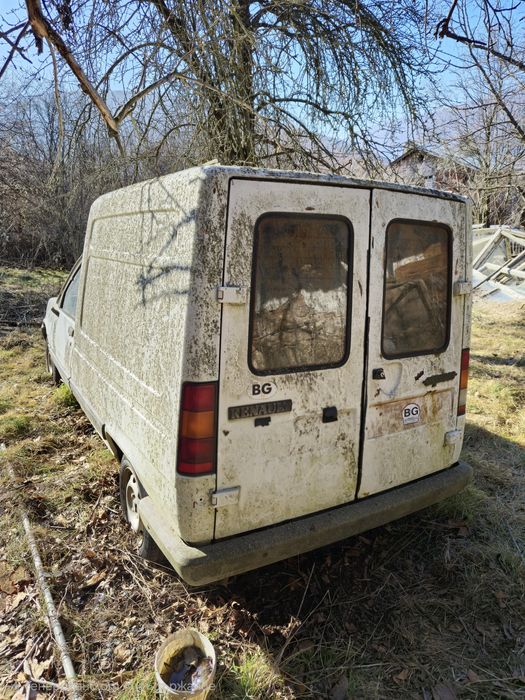 Renault Express на Части