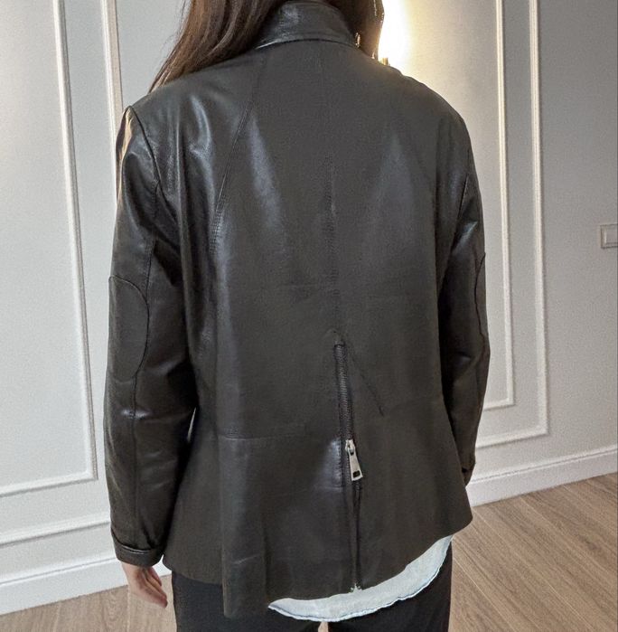 Продам коженную куртку