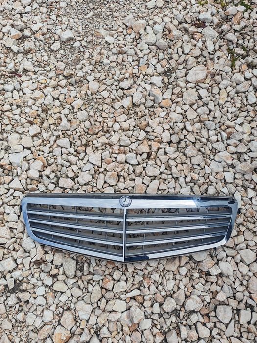Решетка/маска за  Мерцедес/Mercedes w204
