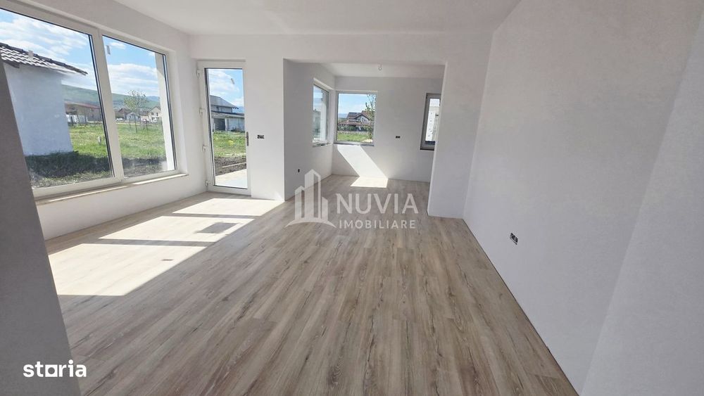 Casa individuala cu 4 camere,430 mp teren,Micesti