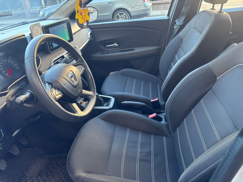 Masina dacia logan