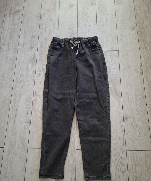 Продам джинсы в очень хорошем состоянии