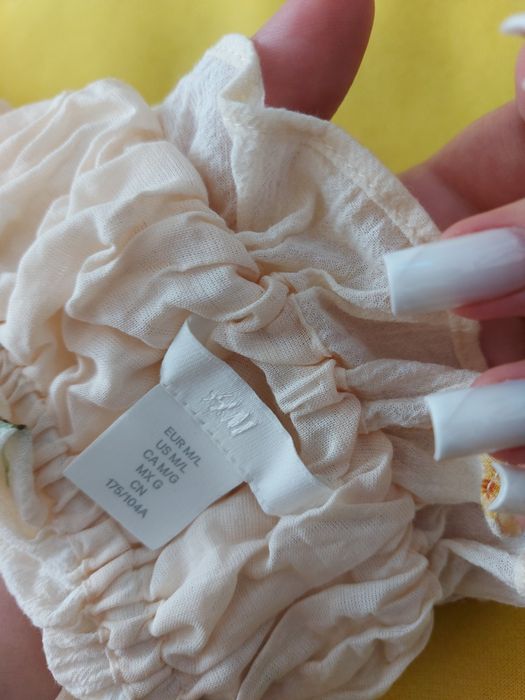 Top de vară nou   .