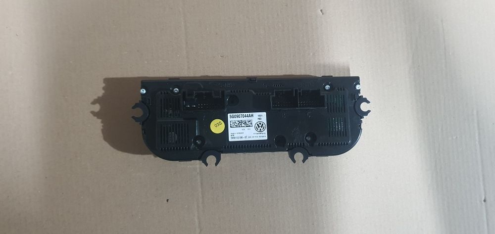 Panou clima climatronic passat b8 5G0907044AH
