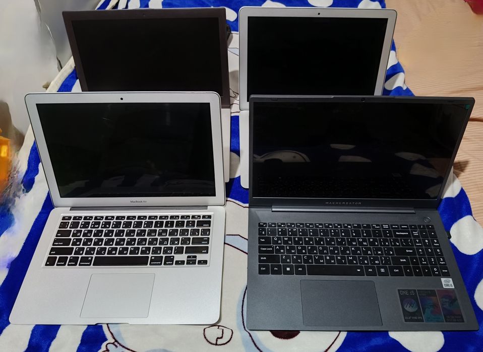 Ноутбук Маккреатор и5  windows 10 EAC