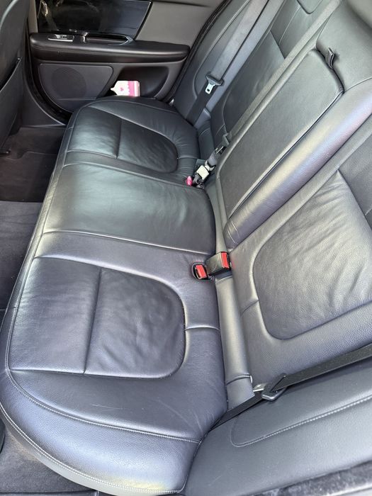 Jaguar XF R-Sport 2016 2.2 D 163 CP