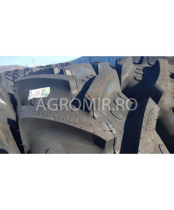 380/85 r24 bkt agrimax rt855 131a8/b tl ( 14.9-24 )  Cauciucuri tractor, Fiat, Case, Fendt, John Deere, New Holland, Massey Ferguson, UTB   Cauciucuri