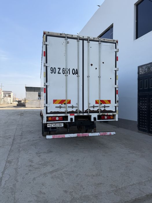 Shacman L3000 1 mostli