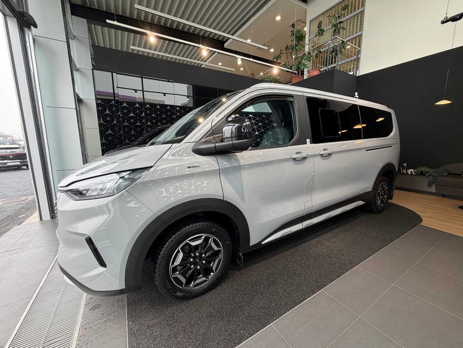 Ford Tourneo Custom Bus 2.0 diesel 4x4 2024 9600km