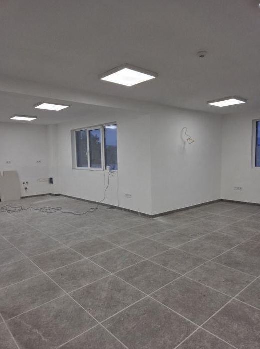 Дава се под наем Офис в Варна, Трошево - 50 кв.м за 511 € - Снимка #3