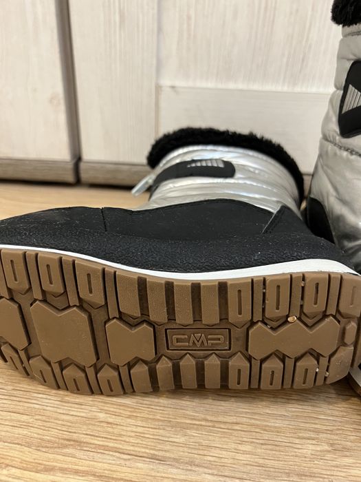 Сапоги-дутики на девочку