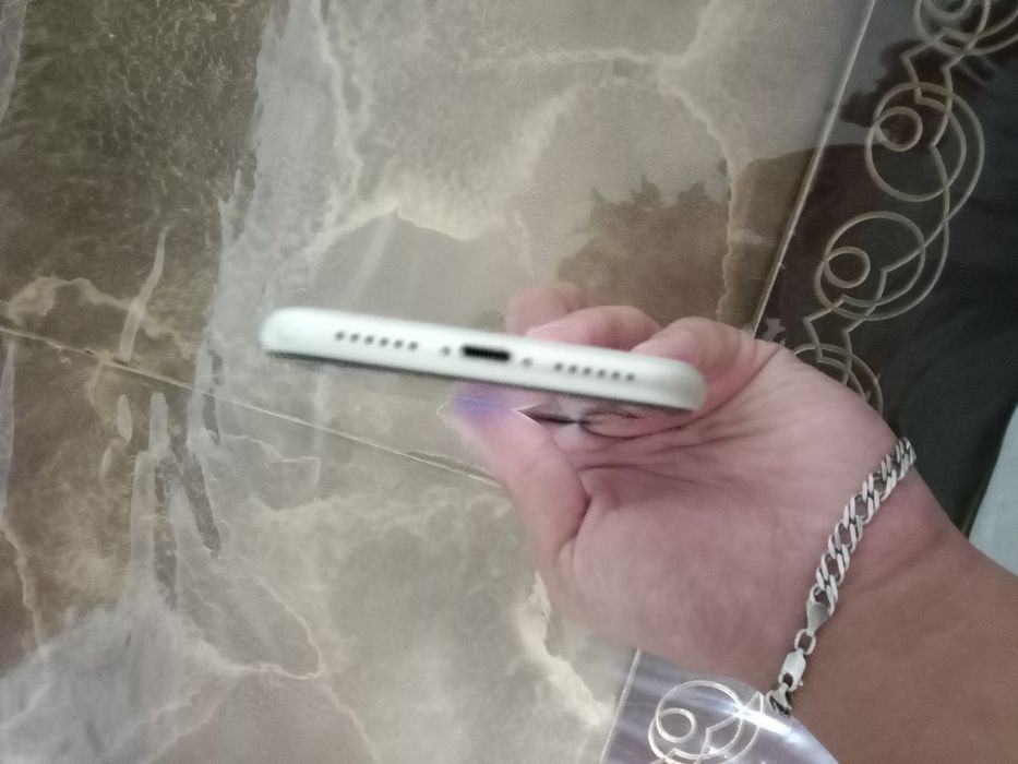 Iphone11  продам срочно