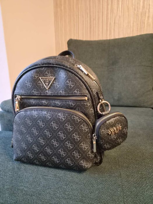 Дамска Раница Guess