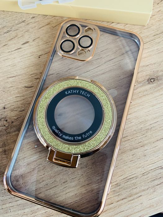 Калъфи,кейсове,стълка,магнитни зарядни за iPhone и др.