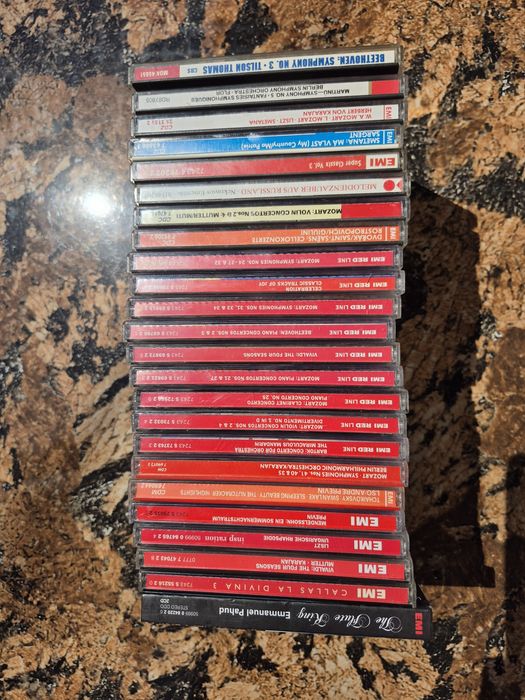 Vând Lot 24 CD cu muzica clasica mixta colectia EMI HIS Master's Voice