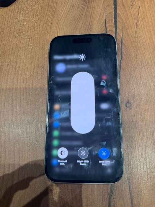 iphone 15 в хорошем сост