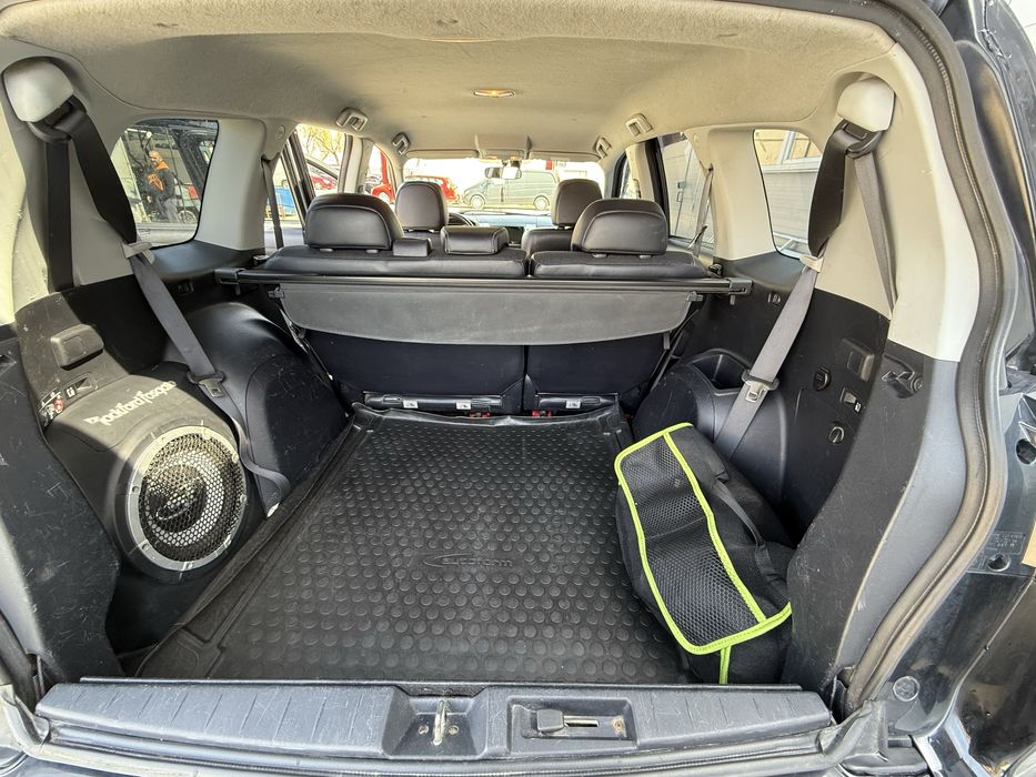 MITSUBISHI OUTLANDER 2.2 DI-D 156 cp Automat, 7 locuri .