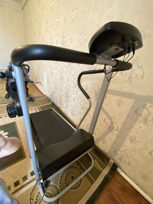 Бегавой дорожка механический