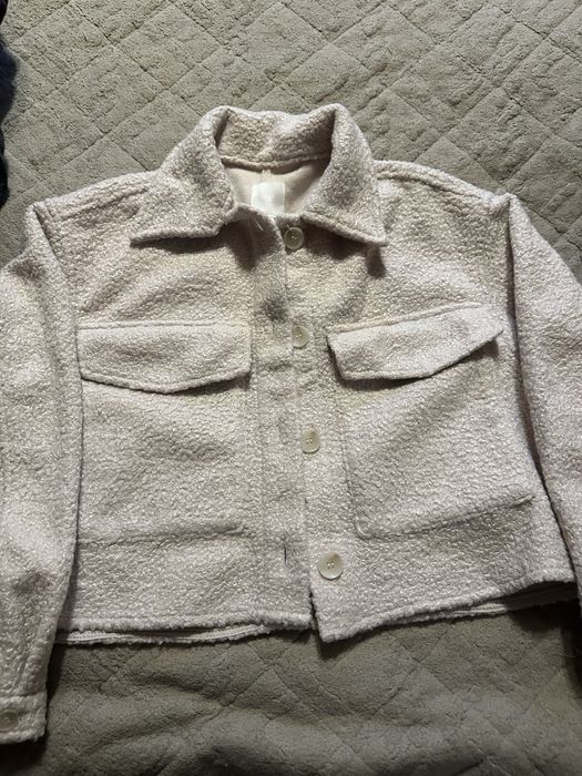 Продам женские куртки