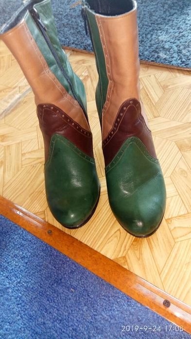 Продам осенние ботиночки