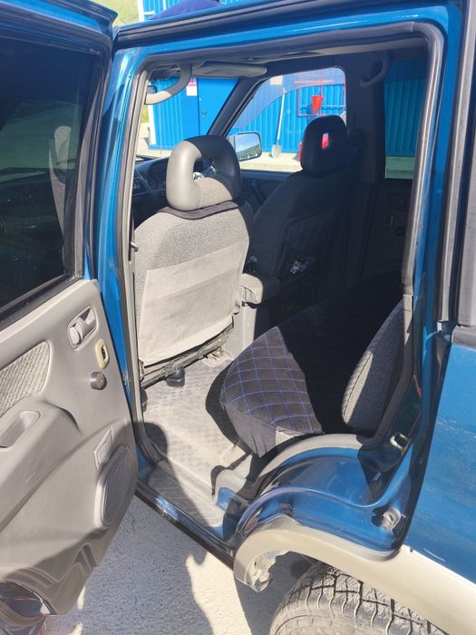 Nissan Mistral 1996
