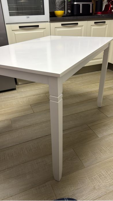 Masa de bucatarie lemn masiv