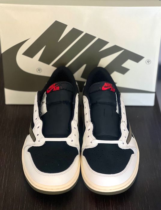 Travis Scott x Air Jordan 1 Low Reverse Mocha 41 EU