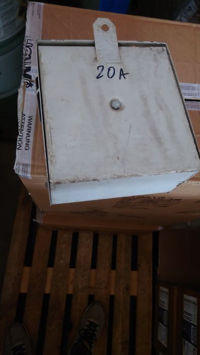 Траф за японски климатик 220V към 110V