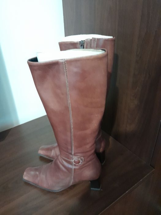 Cizme de damă italia Carla Sellini,mărimea 37,piele naturală.