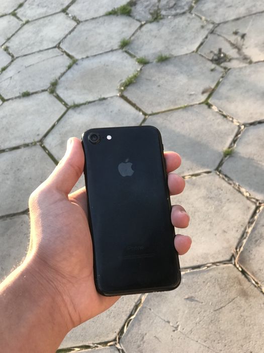 iPhone 7 32gb Aybi bitta batareya yarim kunga yetadi