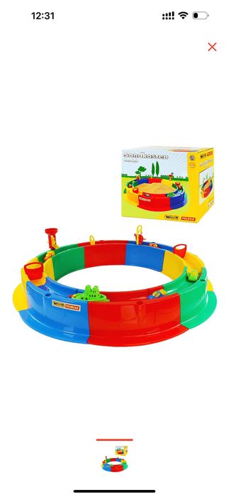 Продам песочницу с игрушками