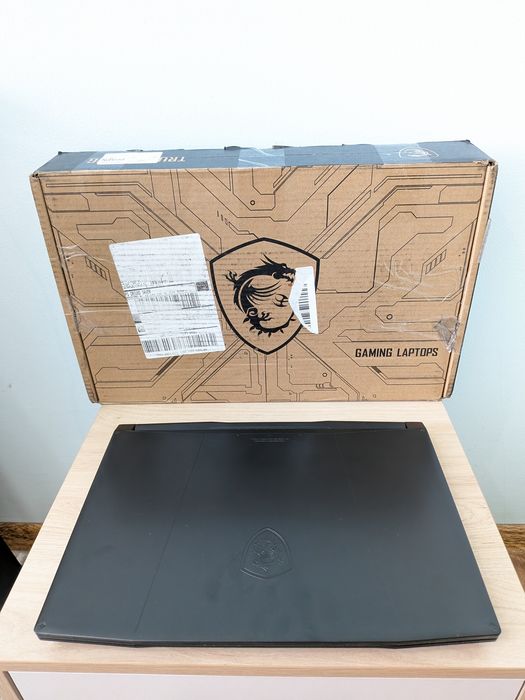 Идеал MSI Katana i7 13620H/16/1TB/RTX 4050/144Hz