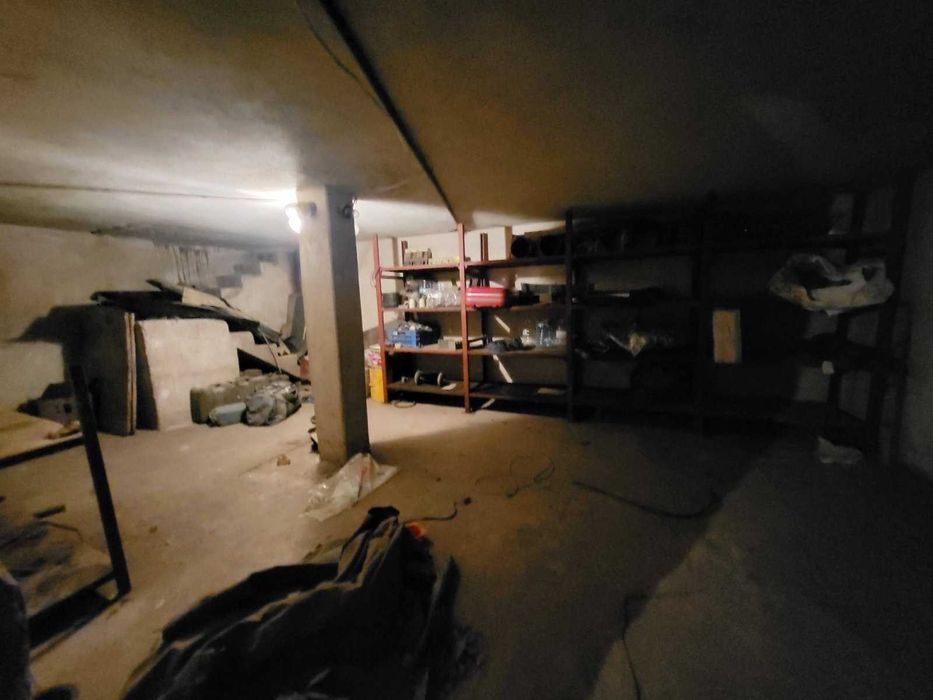 Дава се под наем Магазин в Пловдив, Каменица 2 - 760 кв.м за 1500 € - Снимка #8