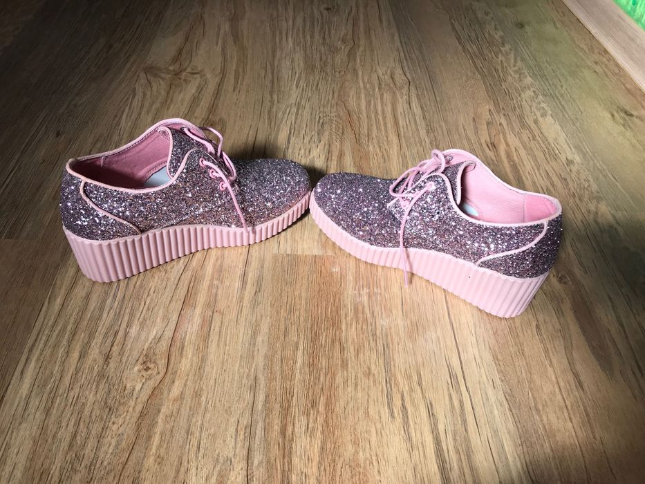 Pantofi mellow yellow nr 35 noi