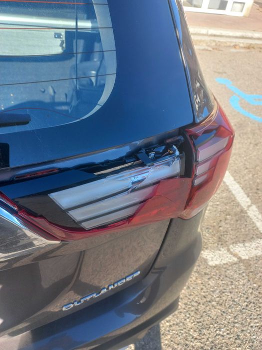 Мицубиши Оутлендър2018 автомат .дизел