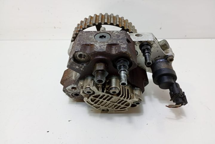 Pompa  inalta presiune 8200055072 Renault Scenic a 2-a generatie seri