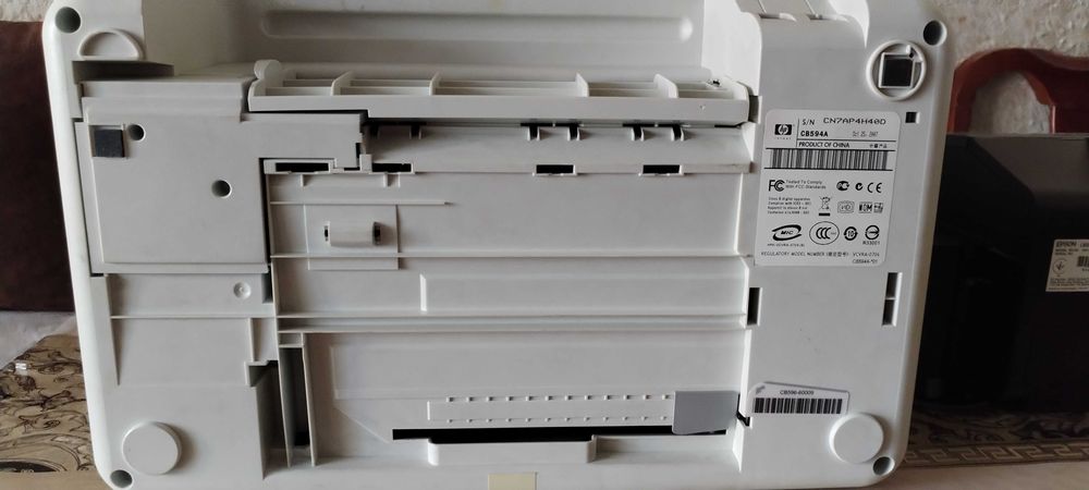 Принтер hp/ б/у  CВ594А