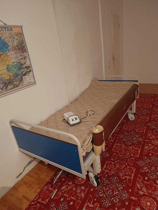 Медицинский кровать