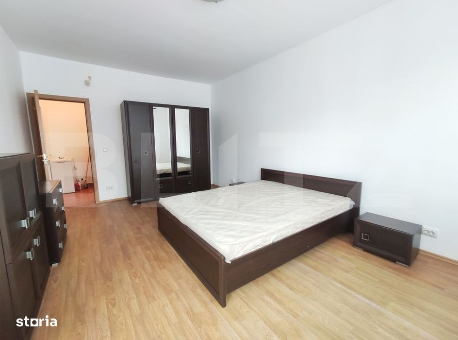 Apartament cu 2 camere, 70 mp, etaj 1, parcare privata, zona Semicentr