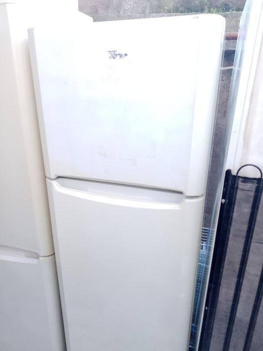 Frigider arctic Whirlpool Indesit Zanussi Electrolux