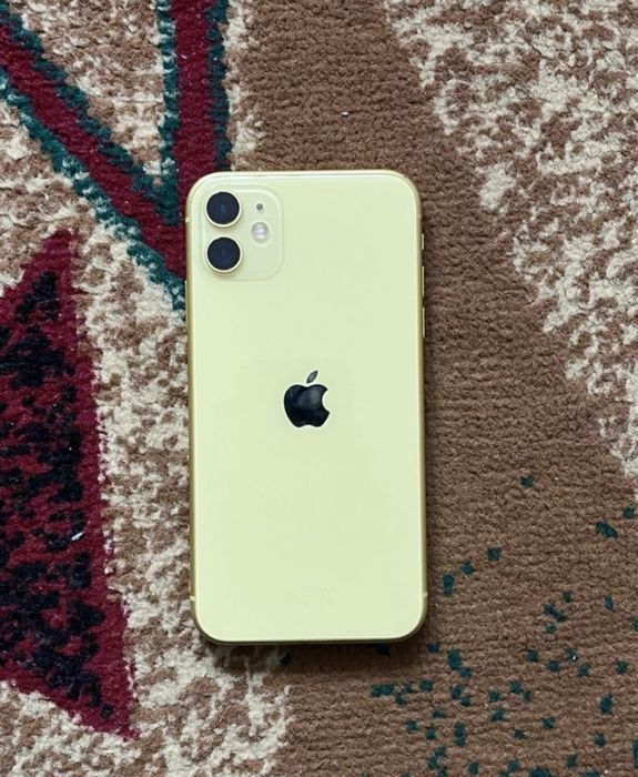Продам айфон 11 64 гб
