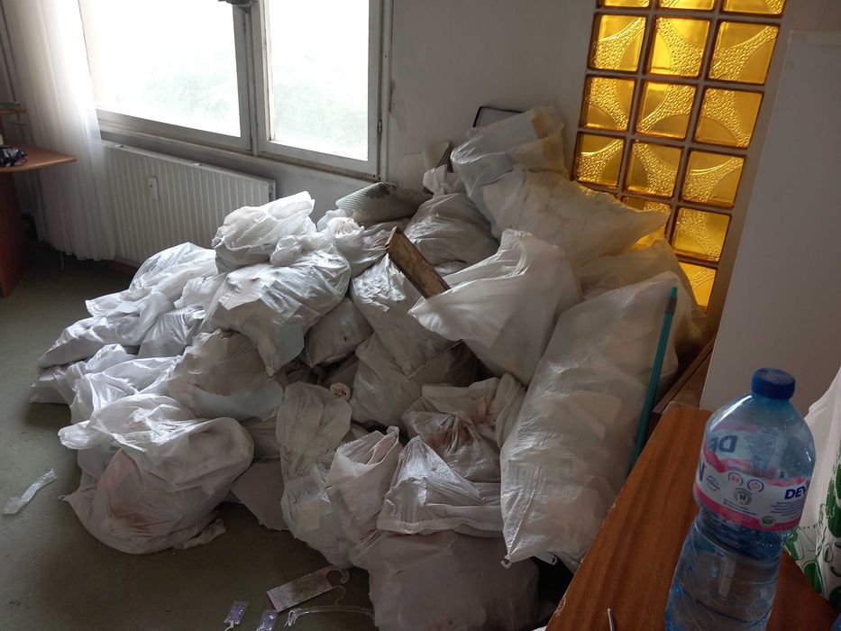 Къртачни услуги София Къртене на Баня, Стена, Отвор, Плочки, Замазка