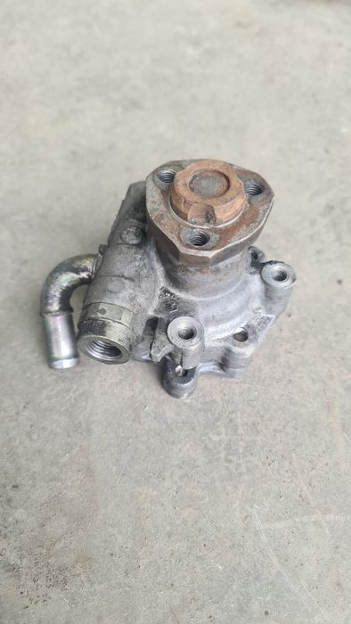 Pompa servo vw transporter T4 2.5 tdi an 2002