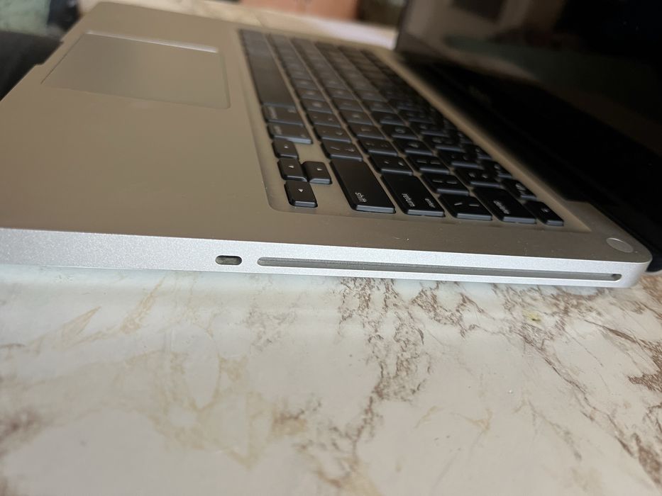 Apple macbook pro