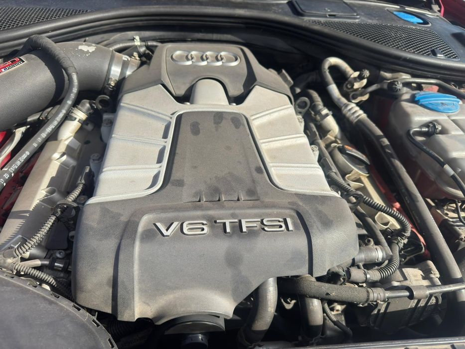 Audi A6 C7, 3.0 TFSI V6 Supercharged, versiune Canada Premium (bord în km/h).