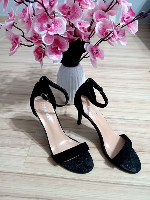 Официални обувки