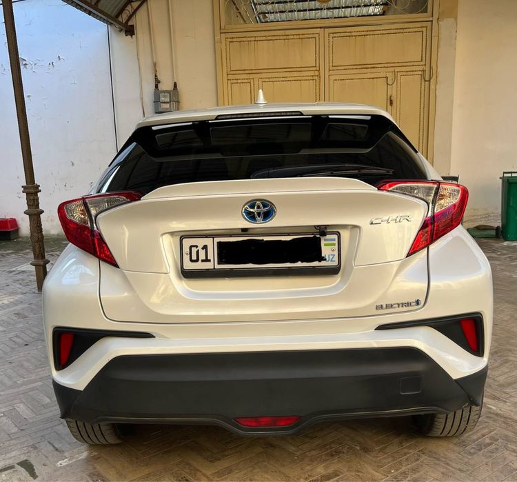 Продаю свою Tayota ChR