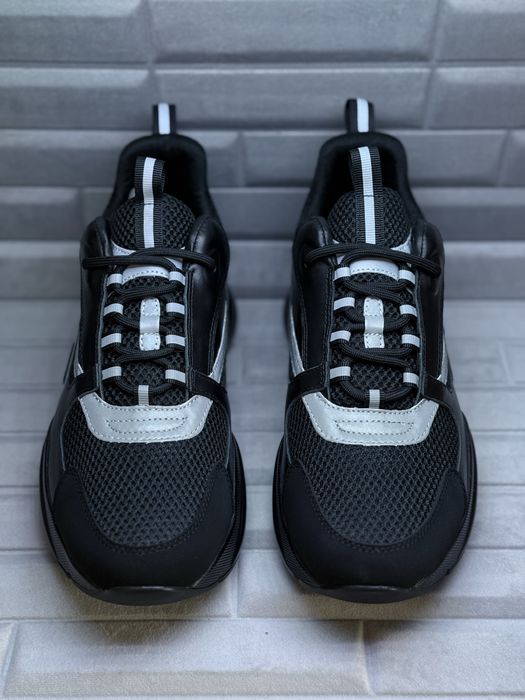 Dior B22 - Mărimea 38