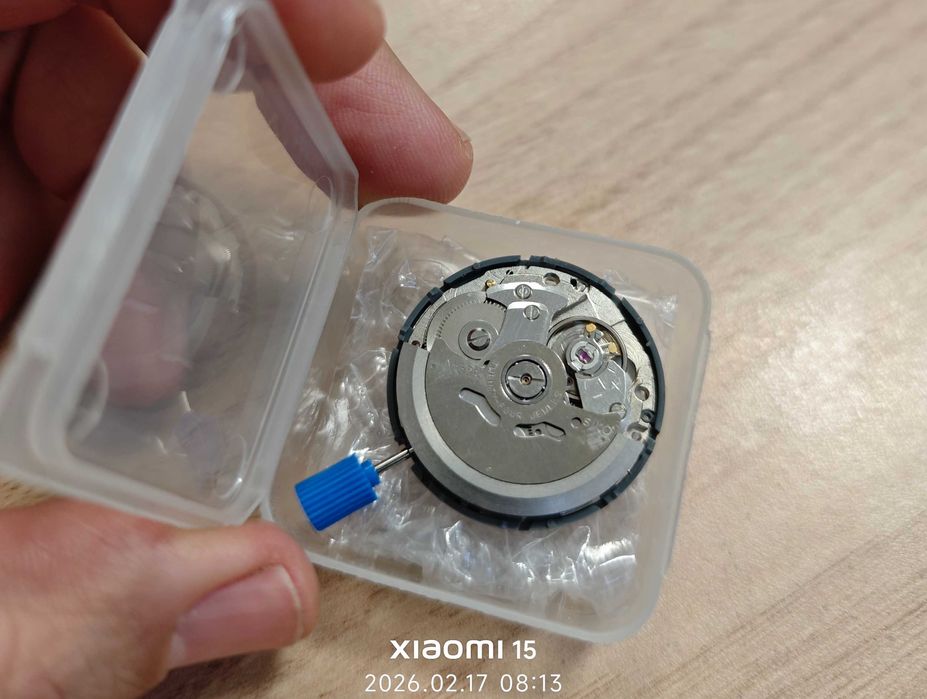 Seiko NH37A Механизъм за ръчен часовник